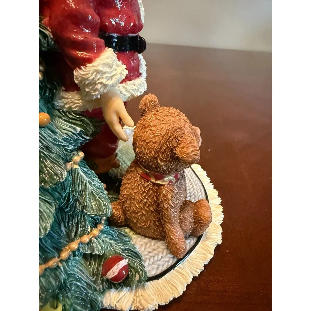 Vintage Musical Santa Claus Figurine with‎ Christmas Tree Teddy Bear Here Come